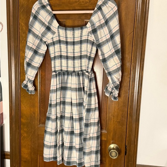 Madewell Dresses & Skirts - Madewell winter cotton flannel dress size small smocked top EUC